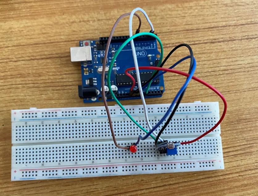 LDR sensor fixed on breadboard
