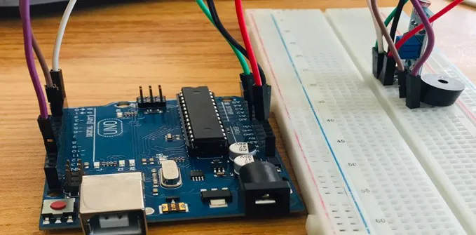 Purple wire fixed on breadboard